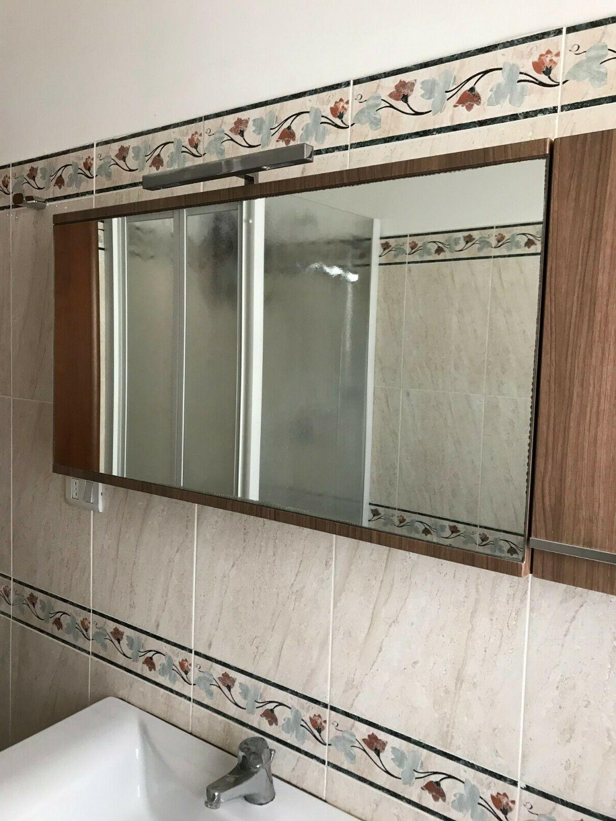 arredo per il bagno specchio lavabo ceramica