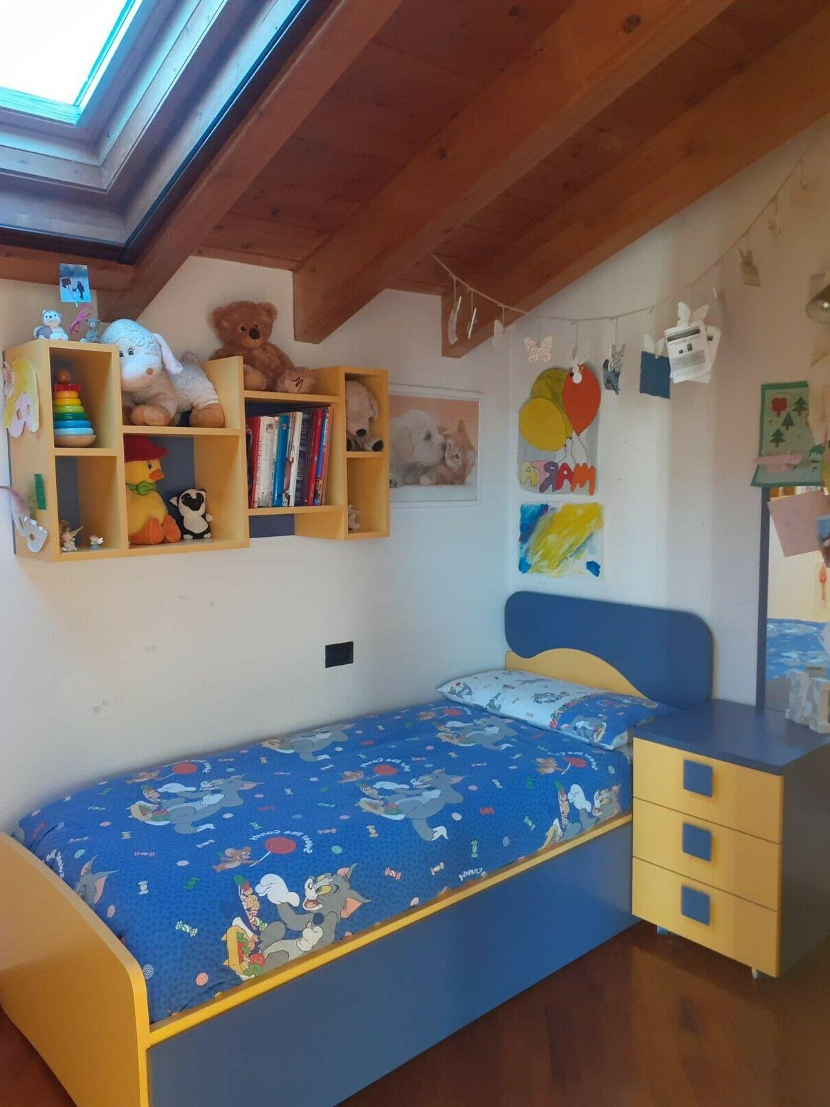 cameretta per bambino a letto letto a