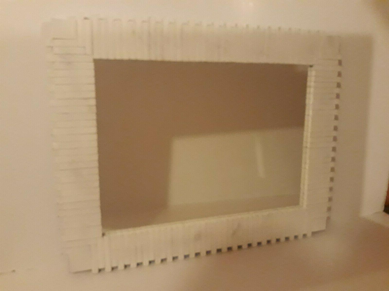 specchiera cornice in legno a listelli bianca