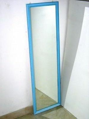 specchio a muro in legno per ingresso