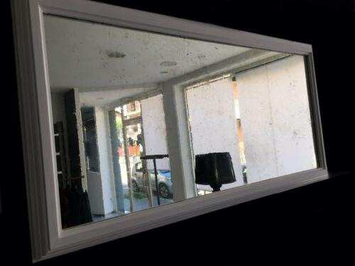 specchio a parete con cornice