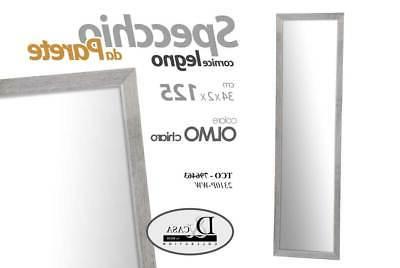 specchio con cornice in legno colore olmo