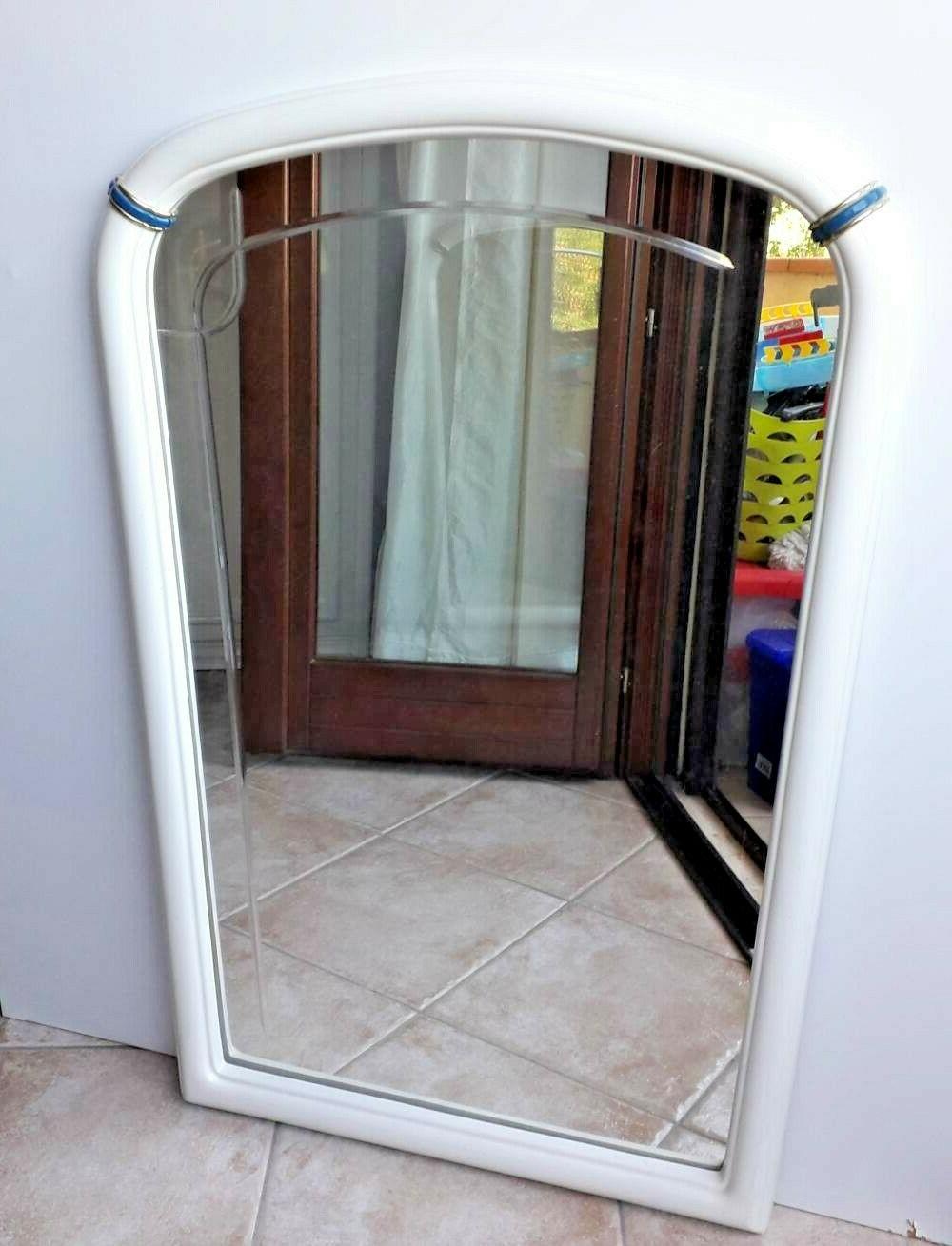 specchio da parete con cornice in legno