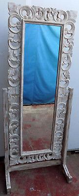 O In Legno Con Piedistallo A Ribalta Bianco Decapato Cm62x42