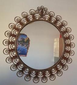 O Con Cornice In Ferro