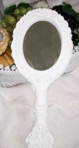 O Da Mano Specchio Per Cosmetici Bianco Squallido Vintage No